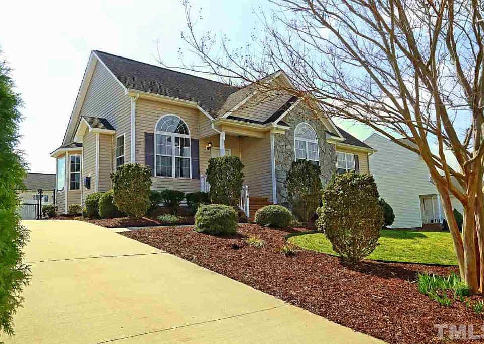 1st image of 536 Fernway Dr