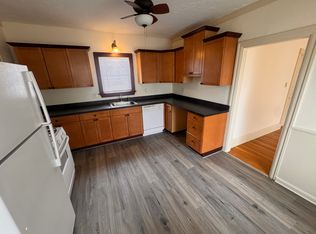 22 Pearl St, Middleboro, MA 02346