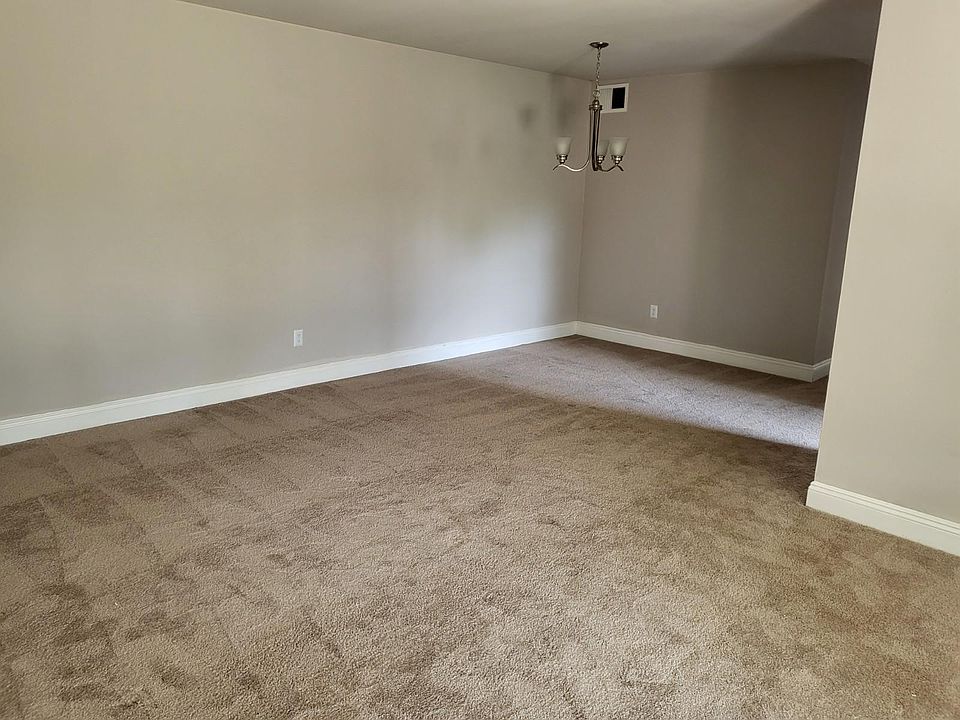 Creekside Apartments - 1424 Passey Ln Lancaster PA | Zillow