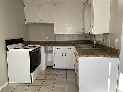 4418 Packard Rd — Photo 3