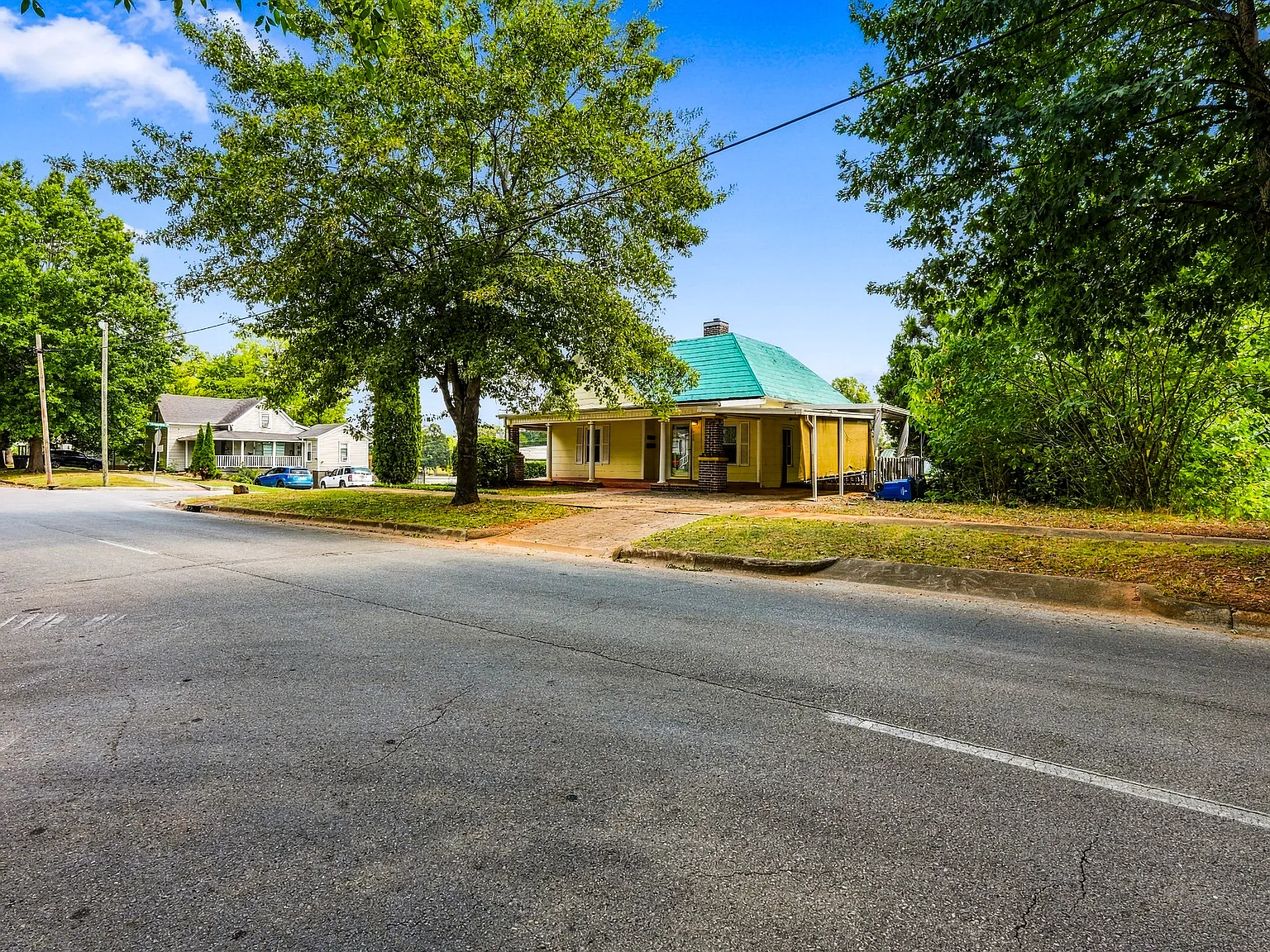 3 bed, 1950 sqft, $2,125 — Photo 4