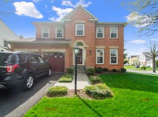 13609 Old Chatwood Pl, Chantilly, VA 20151