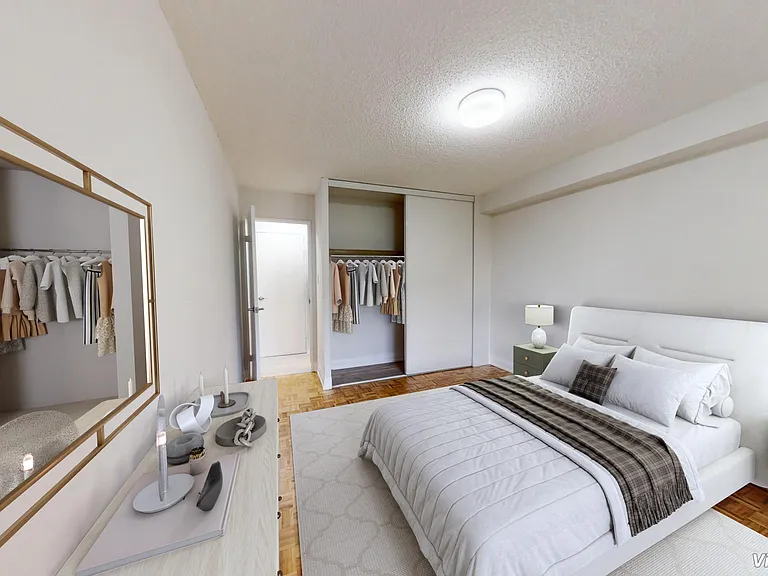 5000 Jane St — Photo 12