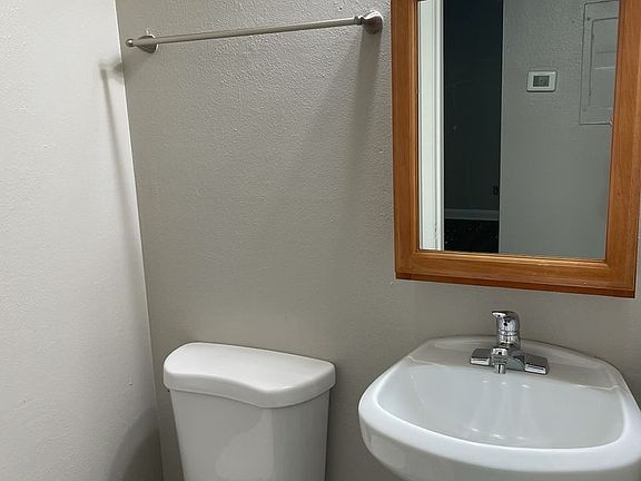 3rd image of 6140 Gloria Dr Unit 4