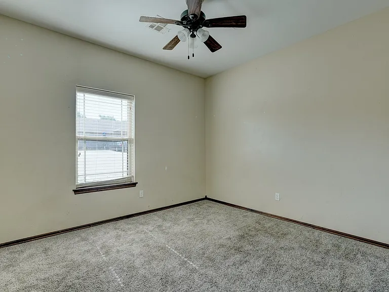 2220 W Utah Ave — Photo 27