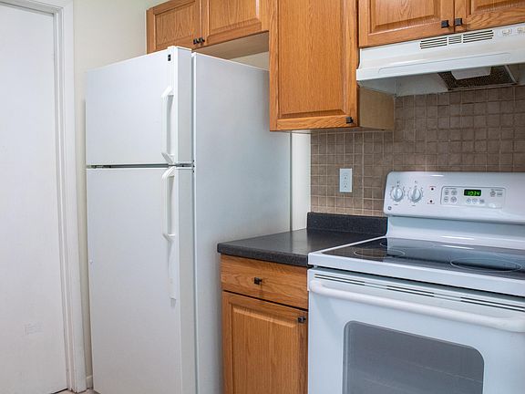 3rd image of 1341 Fort Smith Blvd