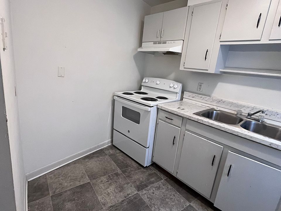 1st image of 510 W Main St #5