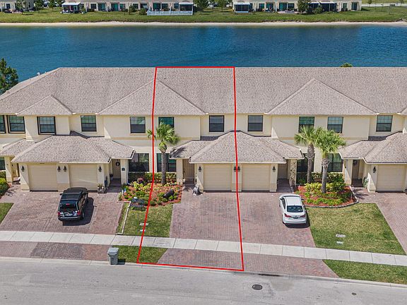 4th image of 9896 E Villa Circle