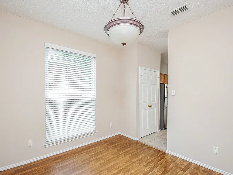 5029 Lodgepole Ln — Photo 7