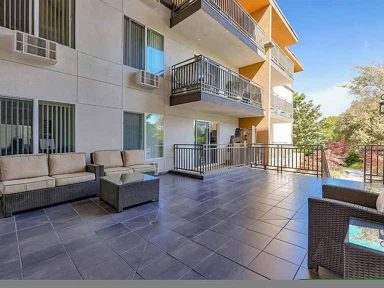 The Luxe Apartments — Photo 26