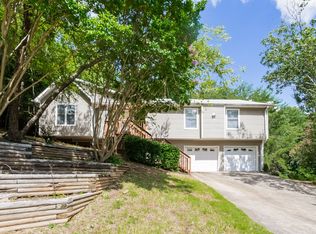 2758 Hawk Trce NE, Marietta, GA 30066