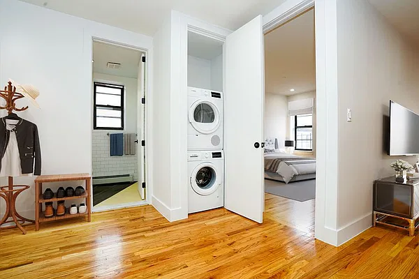 Rented by Brick&Mortar | media 16