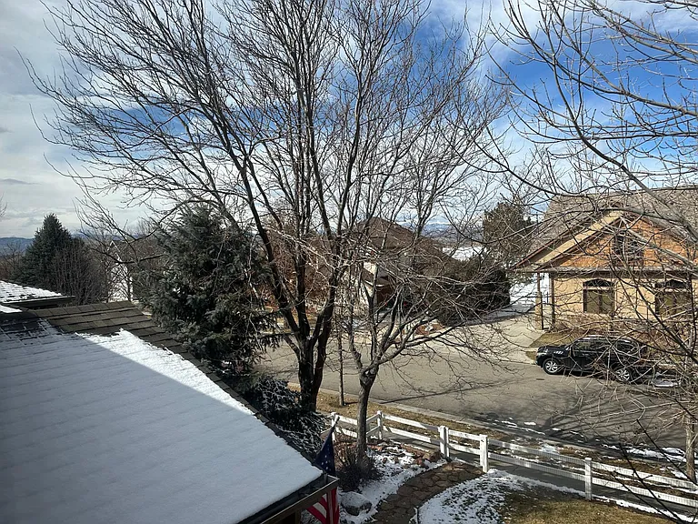 4772 Valley Oak Dr — Photo 36