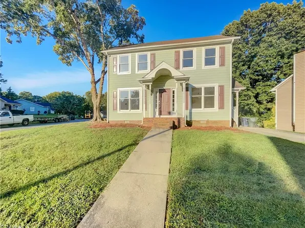 1 Ivy Glen Ct, Greensboro, NC 27406