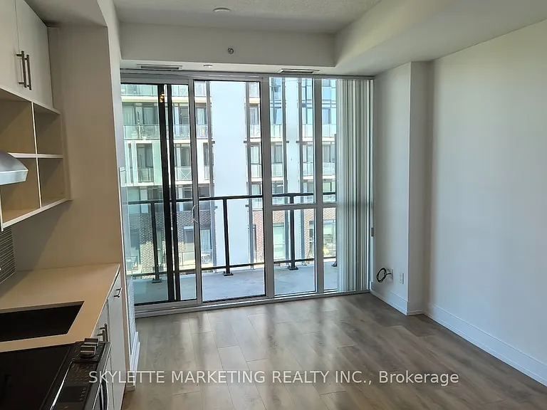 128 Fairview Mall Dr #609 — Photo 14