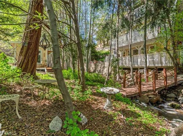 29613 Hook Creek Rd, Cedar Glen, CA 92321