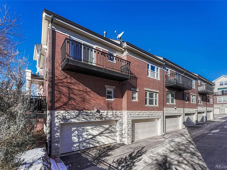 2 Garfield St #B — Photo 39
