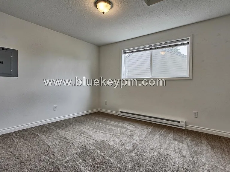 WHOF4119 — Photo 8