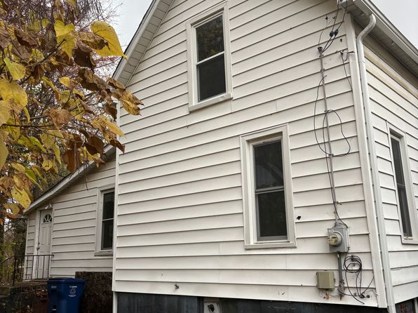 1019 Nelson St