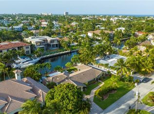 2411 NE 26th St, Lighthouse Pt, FL 33064