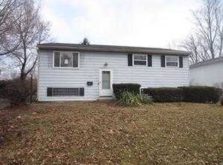 5014 Albany Dr, Columbus, OH 43232