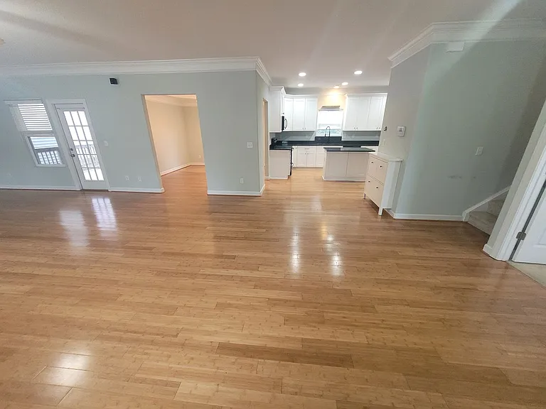 9532 15th Bay St — Photo 12