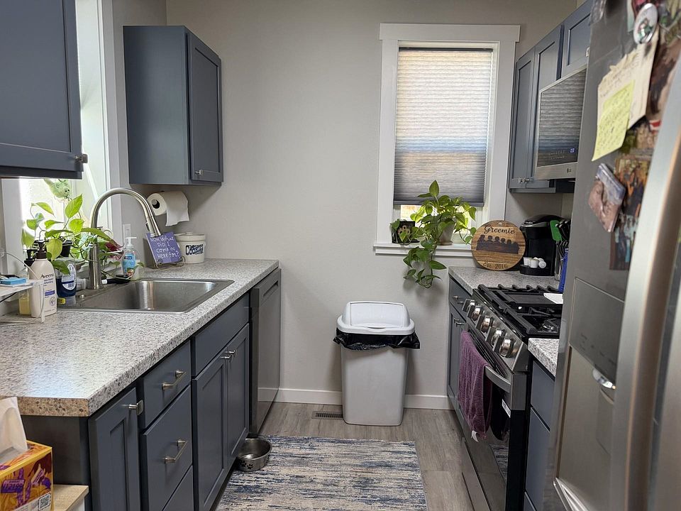 1st image of 436 S Ferris St