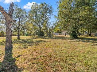 1830 N 6th St, Waco, TX 76707