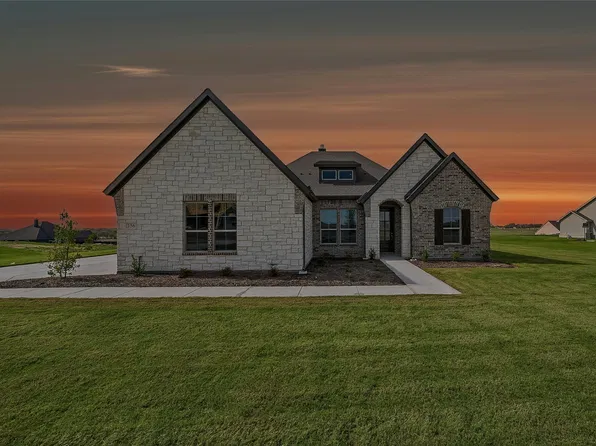 156 Hillview Trl, Decatur, TX 76234