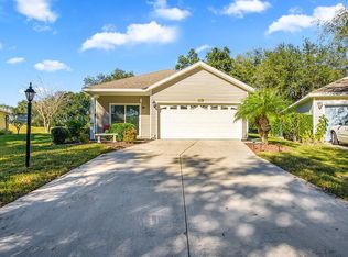 25129 Cranes Roost Cir, Leesburg, FL 34748