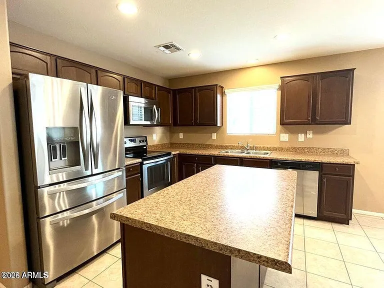 4968 S Rovey Pkwy — Photo 6