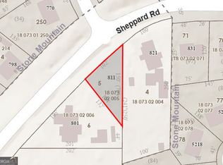 811 Sheppard Rd, Stone Mountain, GA 30083
