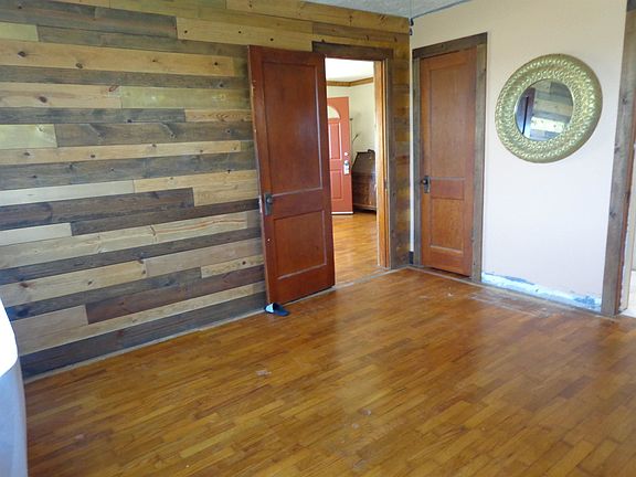 4th image of 1217 S Mayfield Rd