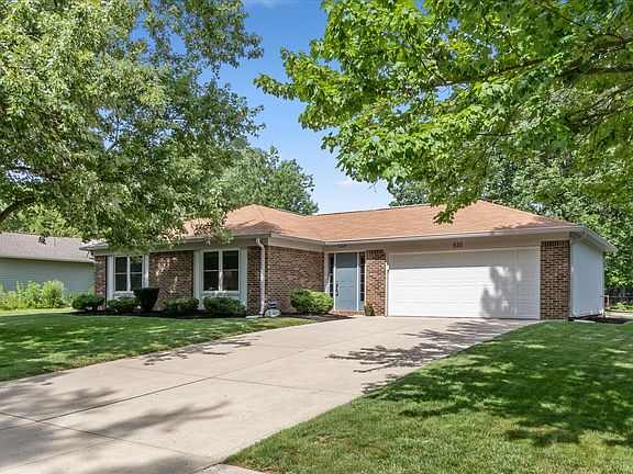 2nd image of 533 Nelson Dr