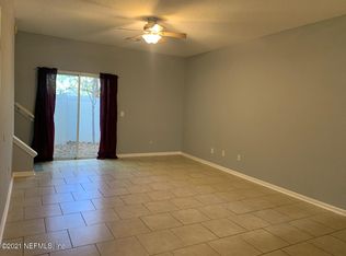 4770 Playpen Dr, Jacksonville, FL 32210