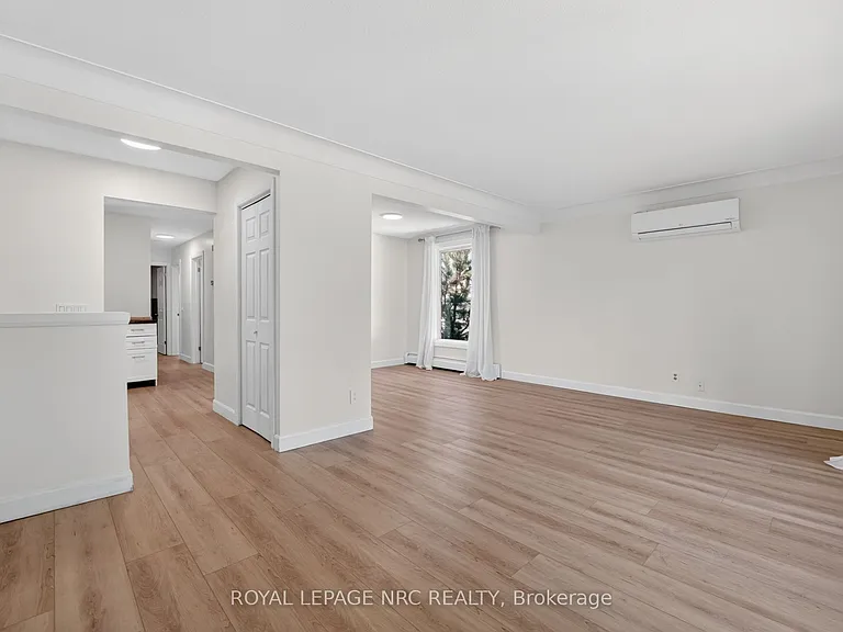 268 Henrietta St — Photo 9