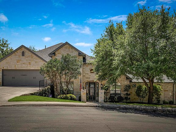 2nd image of 74 Volterra