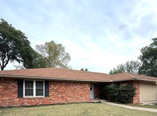 1507 Sunny Ln, Ardmore, OK 73401