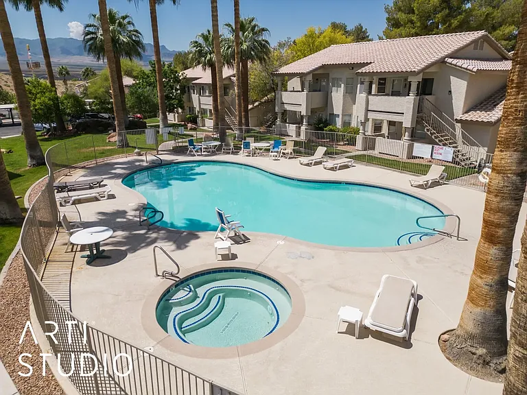 453 Mesa Blvd #201 — Photo 19