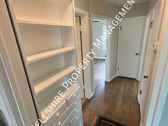 3rd image of 4107 Dakota Ave