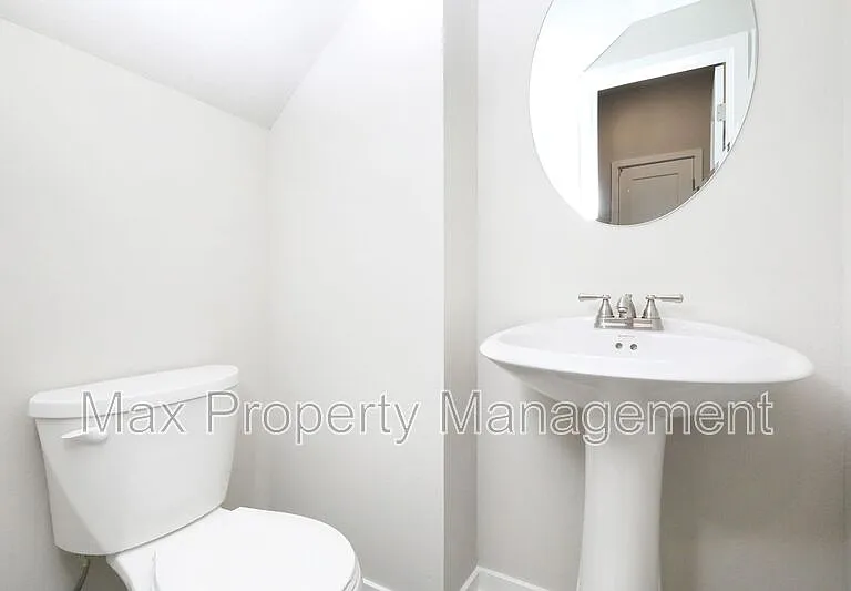 211 NE Whitetail Ln — Photo 15