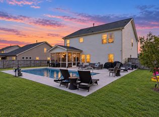 1205 Windrose Dr, Fuquay Varina, NC 27526