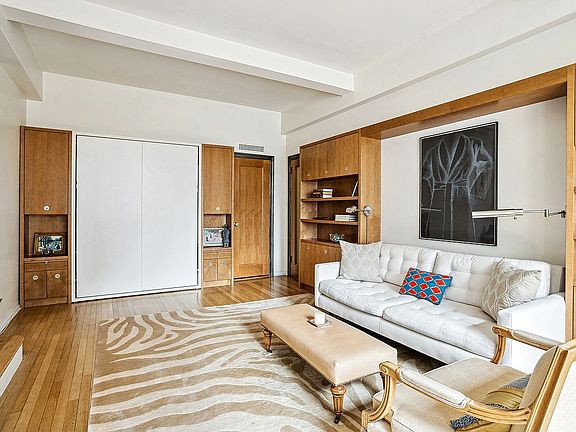 5th image of 230 E 73rd St #10F