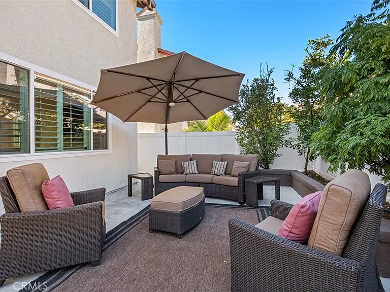 151 Church Pl — Photo 26