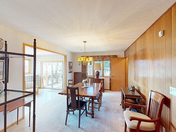 5th image of 18 Vista Dr
