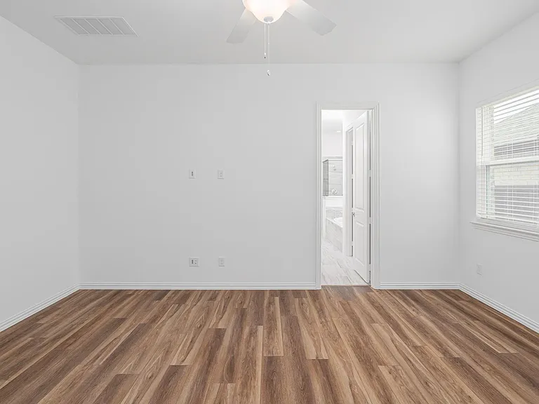 908 Utica Dr — Photo 39