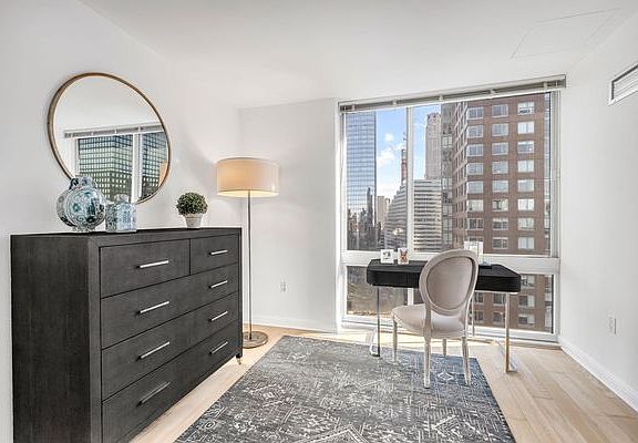 4th image of 211 N End Ave APT 5K