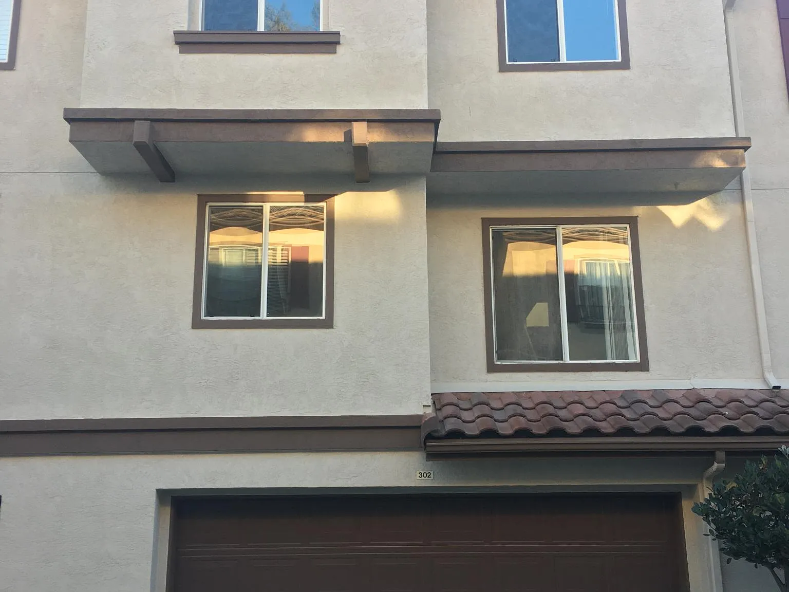 3 bed, 2.5 bath, 1390 sqft, $4,500 — Photo 1