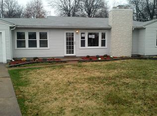 11533 Larimore Rd, Saint Louis, MO 63138