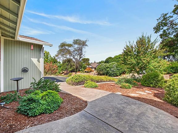 5th image of 3450 La Canada Dr